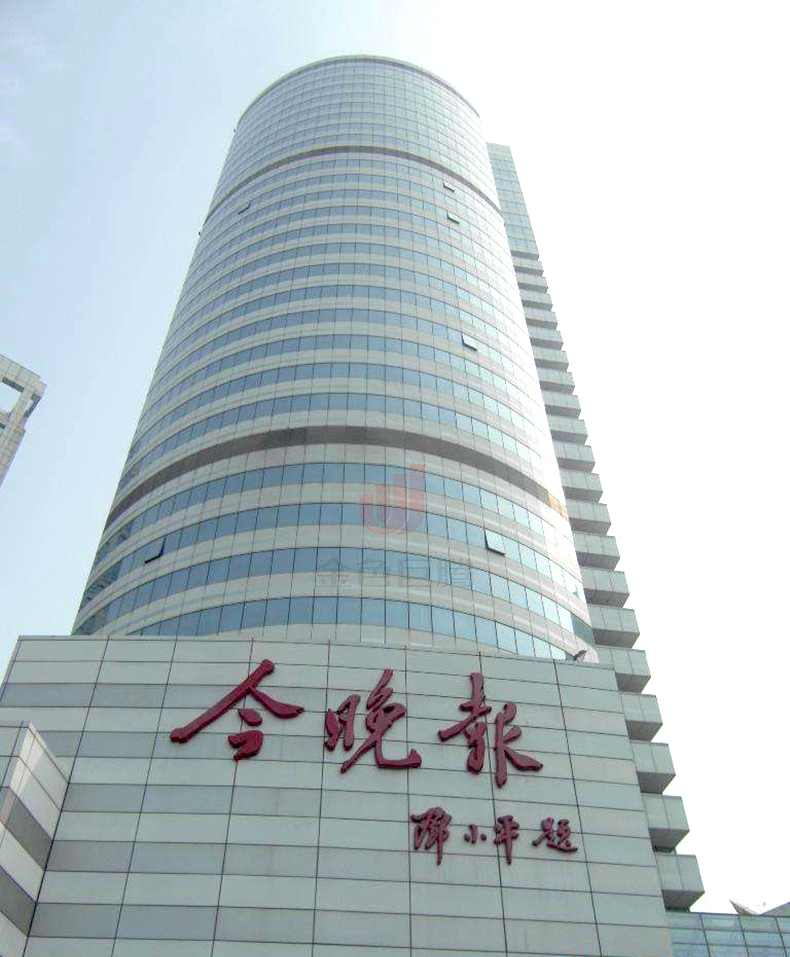 1517475648714520.jpg timg.jpg